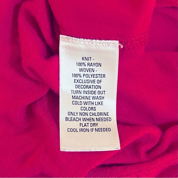 Great Northwest Indigo Woman’s Fuschia 3/4 Sleeve Top with Embroidered Detail - Picture 6 of 6